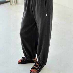 Le Bon Shoppe Pointelle Balloon Pant